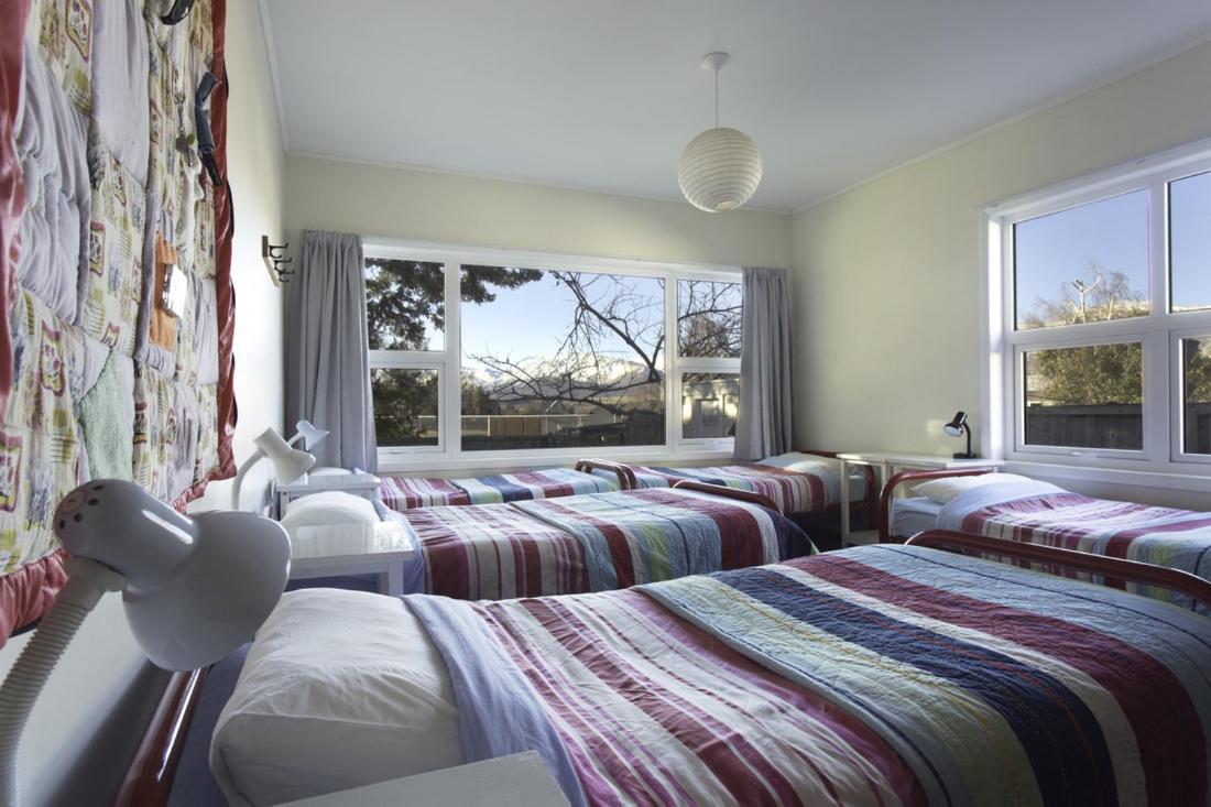 Tailor Made Tekapo Accommodation - Hostel เลคเทคาโป ภายนอก รูปภาพ